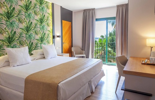 Quesada Hotel | Hotel La Laguna Spa And Golf
