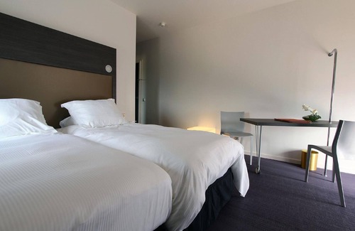 Martailly-Les-Brancion Hotel | Hotel La Montagne de Brancion
