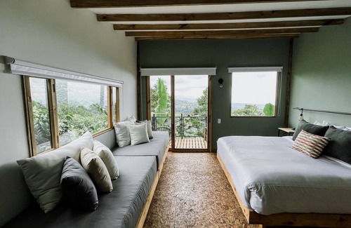 Zipacon Hotel | Hotel La Palma y El Tucan - Coffee & Nature