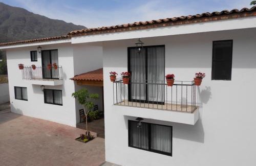 Los Sabinos Hotel | Hotel La Ribereña