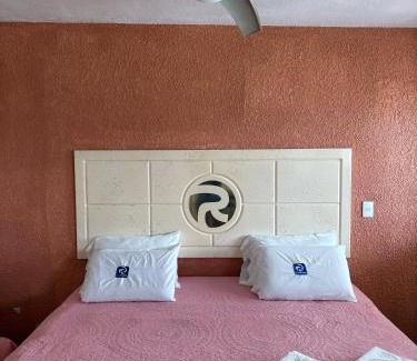 Tecolutla Hotel | Hotel La Roca Costa Esmeralda
