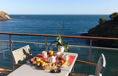 Cerbere Hotel | Hotel La Vigie - Face à la mer
