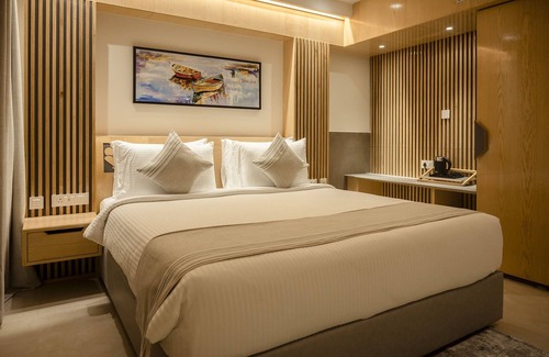 Berhampore Hotel | HOTEL LAKE VIEW