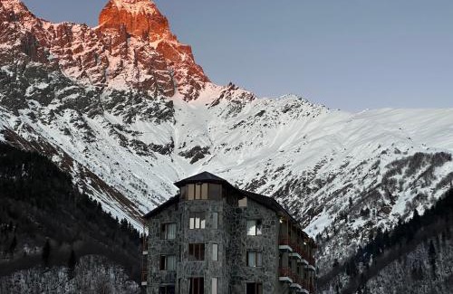 Mazeri Hotel | Hotel Lamala