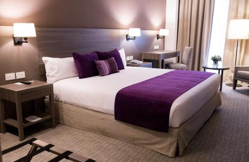 La Plata Hotel | Hotel Land Plaza La Plata