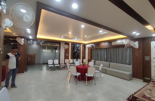 Malda Hotel | Hotel Landmark