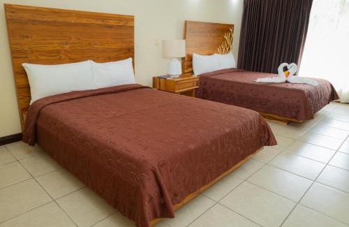 Liberia Hotel | Hotel Las Espuelas, Bar & Restaurant