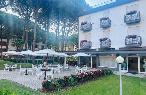 Bibione Pineda Hotel | Hotel Laura