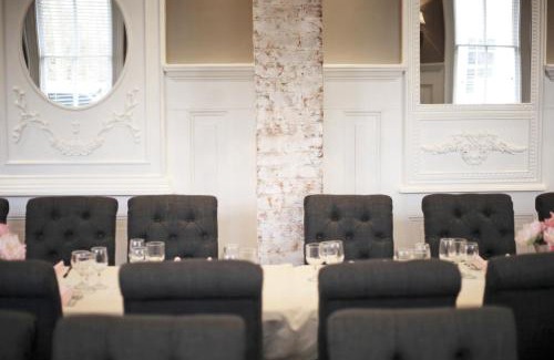Luray Hotel | Hotel Laurance