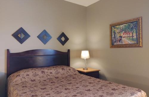 Saint-Marc-des-Carrieres Hotel | Hotel Le Must