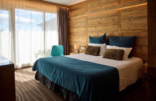 Font-Romeu-Odeillo-Via Hotel | Hotel Le Grand Tetras