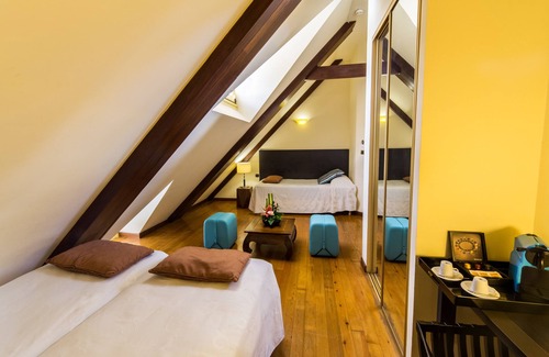 Saint-Denis Hotel | Hotel le Juliette Dodu