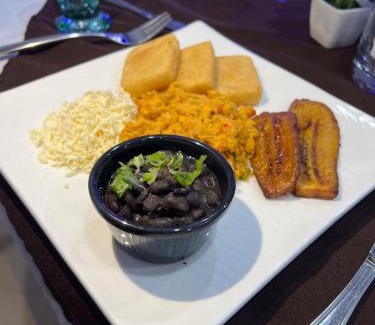 Puerto La Cruz Hotel | Hotel Leblanc Suites