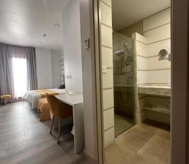 Monesterio Hotel | Hotel Leo