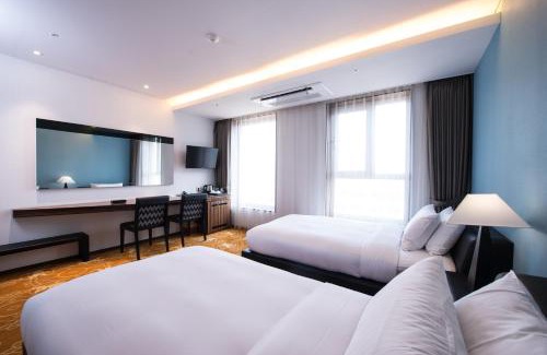 Yeon-dong Hotel | Hotel Leo