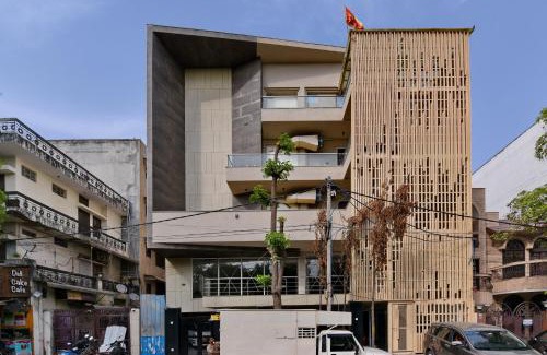 Pitampura Hotel | Hotel Leo Saffron - Pitampura