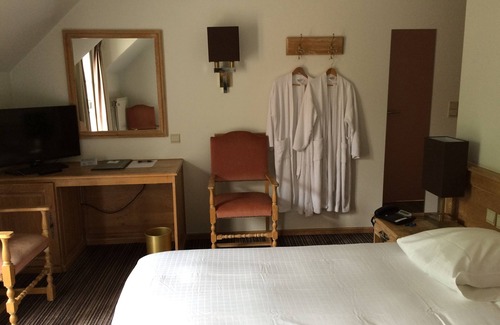 Halle Hotel | Hotel Les Eleveurs