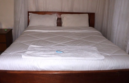 Juja House | Hotel Lillies