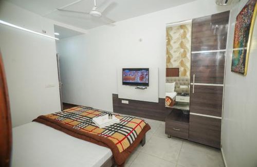 Ludhiana Hotel | HOTEL LIME WOOD
