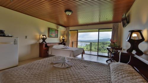 La Fortuna Hotel | Hotel Linda Vista