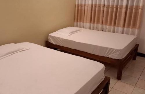 Anuradhapura Hotel | Hotel Lions Den & Lions D Restaurant Bar