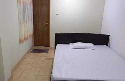 Anuradhapura Hotel | Hotel Lions Den & Lions D Restaurant Bar