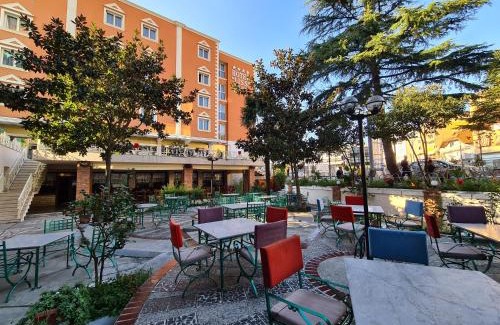 Lezhe Hotel | Hotel Liss