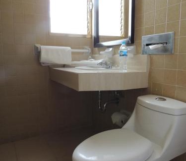 Tula de Allende Hotel | Hotel Lizbeth