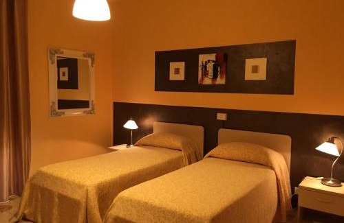 Campogalliano Hotel | Hotel Locanda Commercio