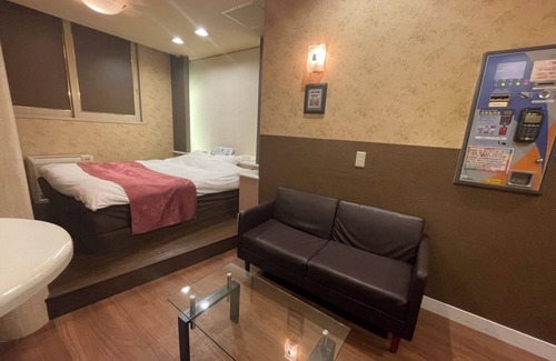 Honjo Hotel | HOTEL LOCOZ MAUI