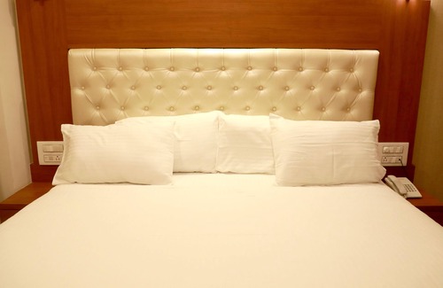 Fort Hotel | Hotel Lords Mumbai