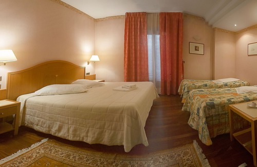 Celano Hotel | Hotel Lory