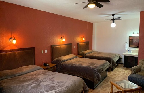 Hidalgo del Parral Hotel | Hotel Los Arcos