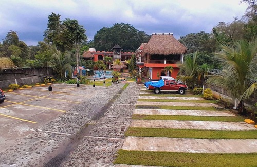 San Martin Zapotitlan House | Hotel Los Proceres