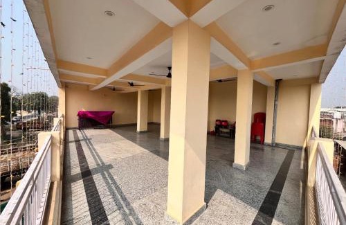 Jhansi Apartment | Hotel lucky guest house