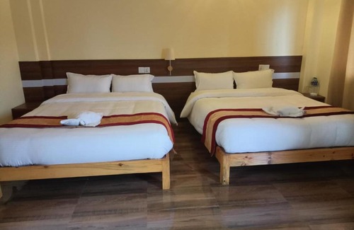 Pokhara Bed & Breakfast | HOTEL LUMA INN