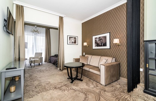 Lublin Hotel | Hotel Luxor