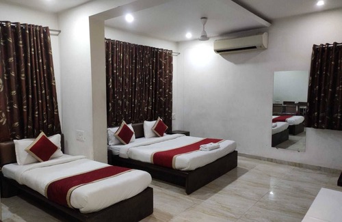 Malabar Hill Hotel | Hotel Luxura