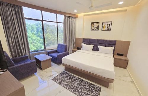 Gandhinagar Hotel | Hotel M Park