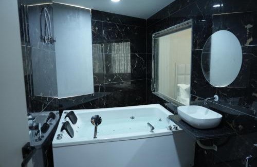 Ahmedabad Hotel | Hotel M Town
