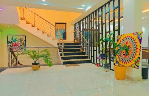 Amb Hotel | Hotel Maa Chintpurni International