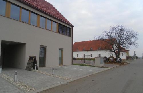 Velke Bilovice Hotel | Hotel Madl