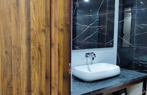 Bullawala Hotel | Hotel Maira
