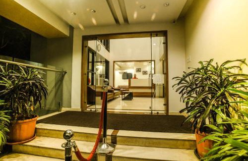 Satara Hotel | Hotel Manasi Royal