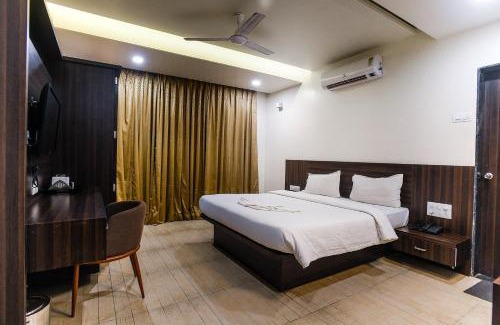 Satara Hotel | Hotel Manasi Royal