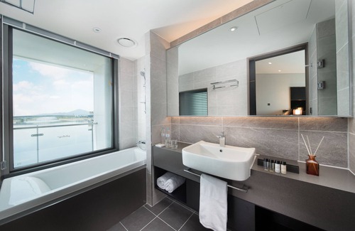 Gimpo Hotel | Hotel Marinabay Seoul