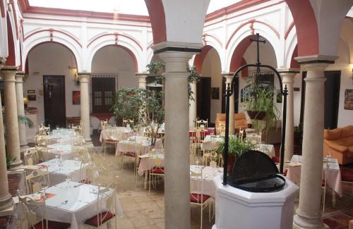 Arcos de la Frontera Hotel | Hotel Marqués de Torresoto by Vivere Stays
