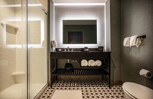 Grand Junction Hotel | Hotel Maverick