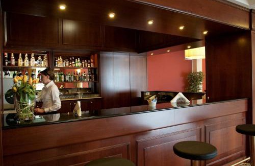 Anzola dell'Emilia Hotel | Hotel Maxim