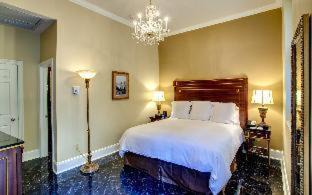 French Quarter Hotel | Hotel Mazarin